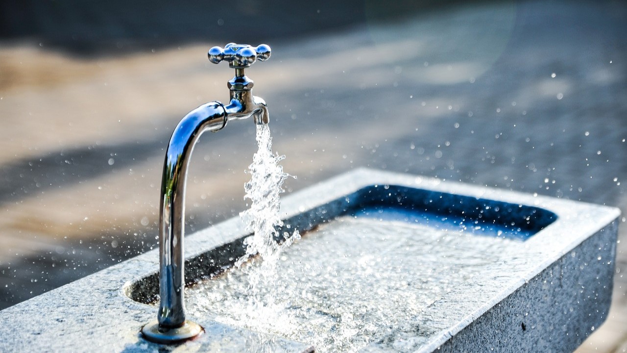 上海自來水變“網(wǎng)紅”，民生工程也能喝出高級感！